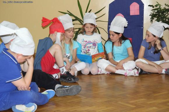 Smerfowa Noc Bibliotek w Krośniewicach