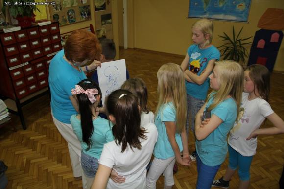Smerfowa Noc Bibliotek w Krośniewicach