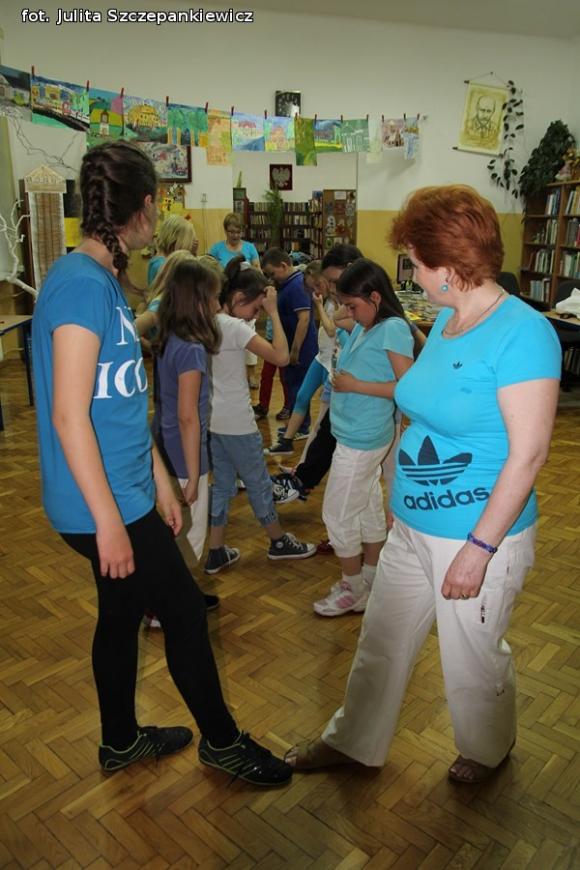 Smerfowa Noc Bibliotek w Krośniewicach