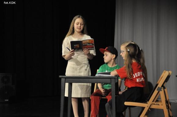 Drugi dzień Przeglądu Teatrów Dziecięcych i Młodzieżowych w KDK