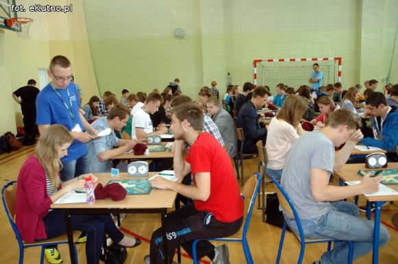 Trwają Ogólnopolskie Mistrzostwa Szkół w SCRABBLE w Kutnie