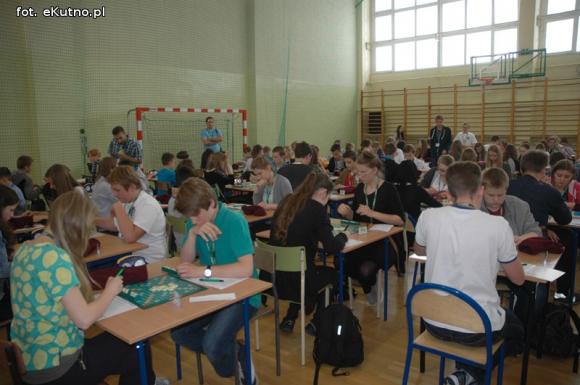 Trwają Ogólnopolskie Mistrzostwa Szkół w SCRABBLE w Kutnie