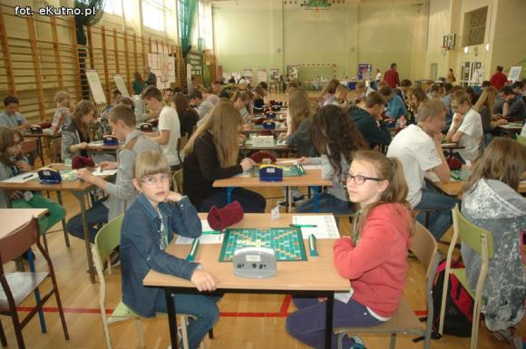 Trwają Ogólnopolskie Mistrzostwa Szkół w SCRABBLE w Kutnie