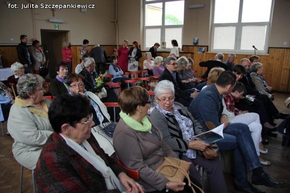 Reminiscencje: W Krośniewicach poetycki wieczór z Markiem Piotrowskim