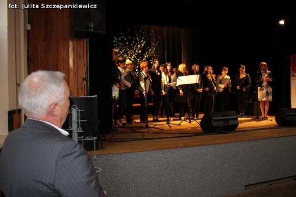 Reminiscencje: W Krośniewicach poetycki wieczór z Markiem Piotrowskim