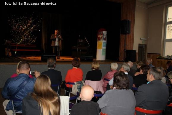 Reminiscencje: W Krośniewicach poetycki wieczór z Markiem Piotrowskim