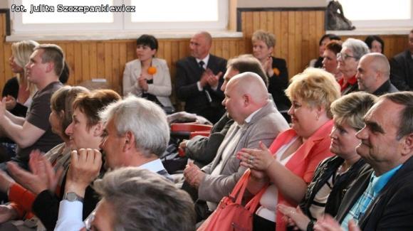 Reminiscencje: W Krośniewicach poetycki wieczór z Markiem Piotrowskim