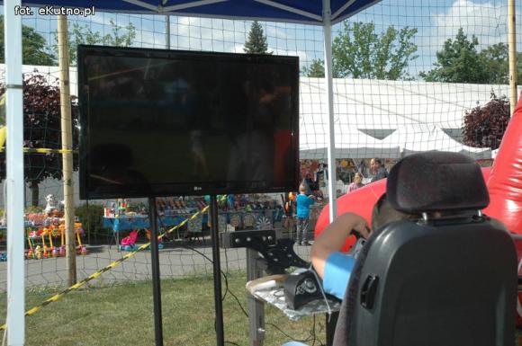 Zapraszamy na Rodzinny zawrót głowy. Atrakcje na miejskim stadionie