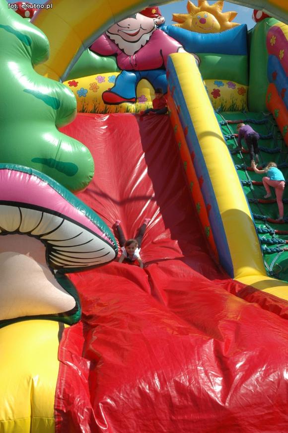 Zapraszamy na Rodzinny zawrót głowy. Atrakcje na miejskim stadionie