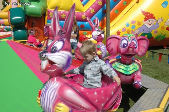 Zapraszamy na Rodzinny zawrót głowy. Atrakcje na miejskim stadionie