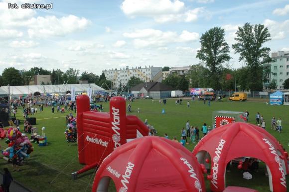 Zapraszamy na Rodzinny zawrót głowy. Atrakcje na miejskim stadionie