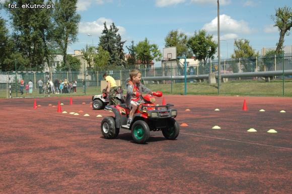 Zapraszamy na Rodzinny zawrót głowy. Atrakcje na miejskim stadionie