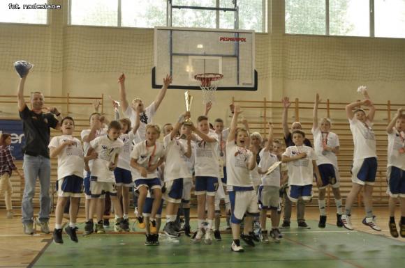 Sukces młodych koszykarzy KKS PRO-BASKET KUTNO