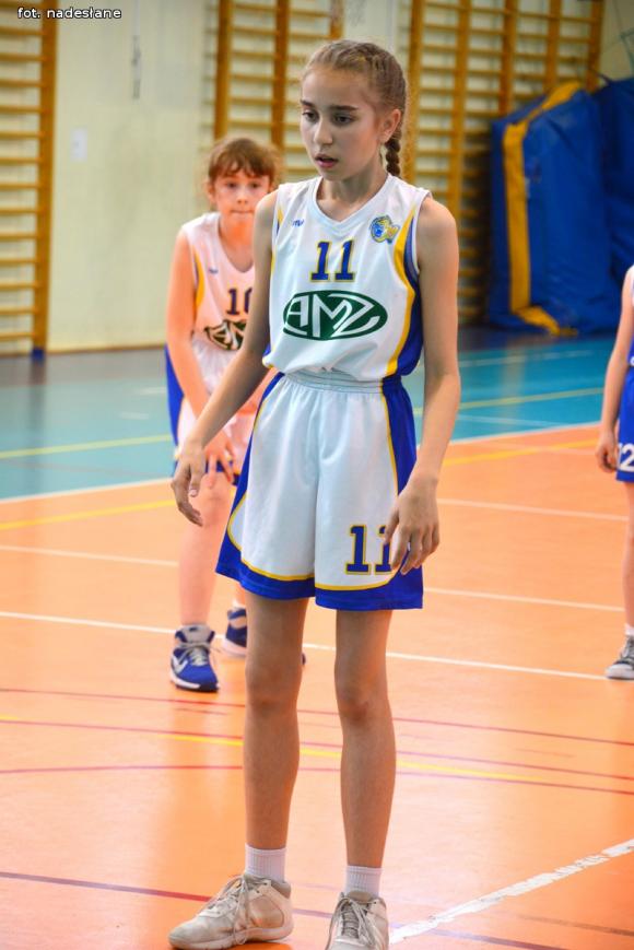 Skrzatki KKS Pro Basket AMZ Kutno mistrzyniami!