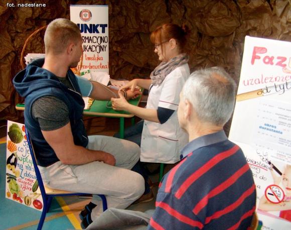 Akcja Palenie papierosów  wrogiem  człowieka