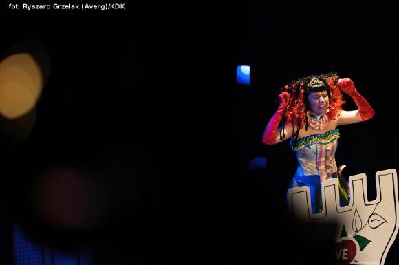 Recenzja: 40. premiera Grupy Teatralnej od jutra każdego rozweseli