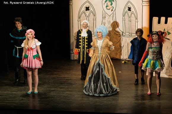 Recenzja: 40. premiera Grupy Teatralnej od jutra każdego rozweseli