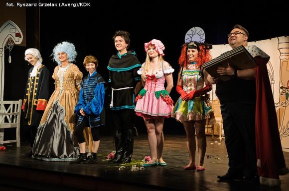 Recenzja: 40. premiera Grupy Teatralnej od jutra każdego rozweseli