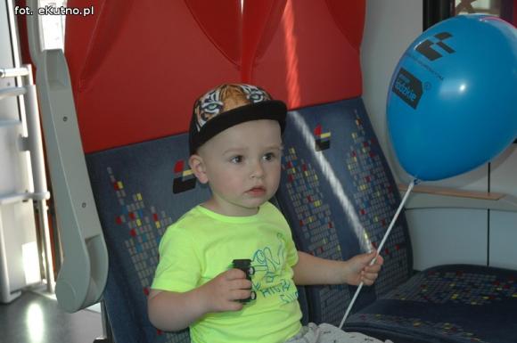 Nowoczesny FLIRT3 zawiezie nas do Łodzi