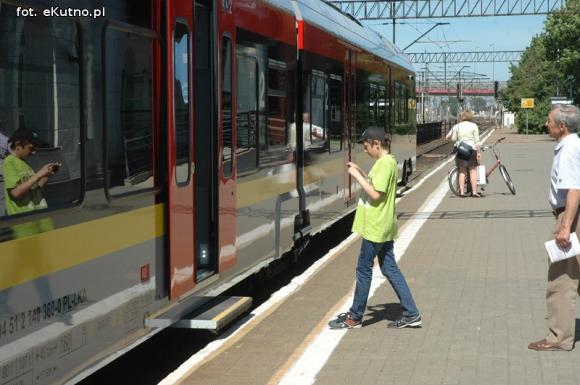 Nowoczesny FLIRT3 zawiezie nas do Łodzi