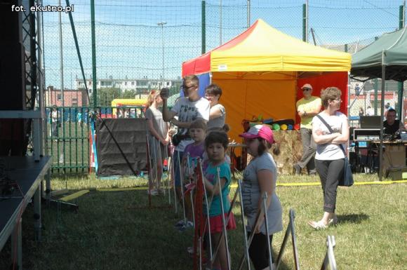 eKologia: Trwa Piknik EKO przy Szkole Podstawowej nr 1