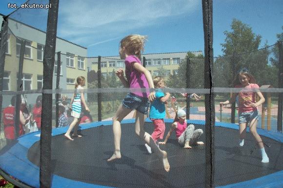 eKologia: Trwa Piknik EKO przy Szkole Podstawowej nr 1