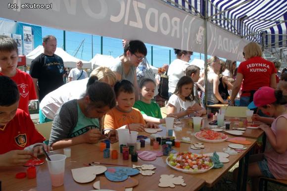 eKologia: Trwa Piknik EKO przy Szkole Podstawowej nr 1