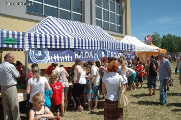 eKologia: Trwa Piknik EKO przy Szkole Podstawowej nr 1