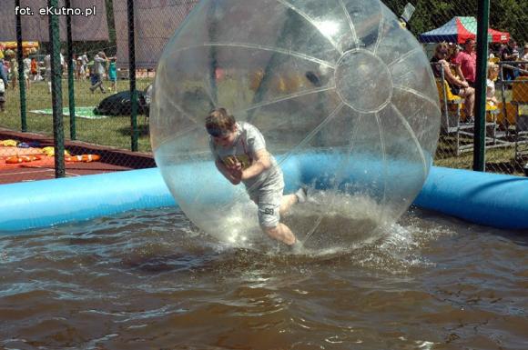 eKologia: Trwa Piknik EKO przy Szkole Podstawowej nr 1