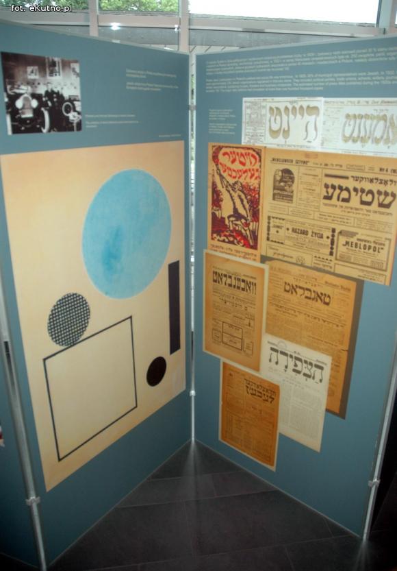 Zapraszamy na wystawę Przybyli, odeszli... są: Żydzi polscy