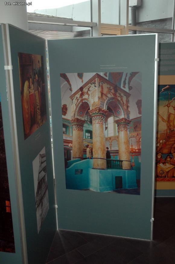 Zapraszamy na wystawę Przybyli, odeszli... są: Żydzi polscy