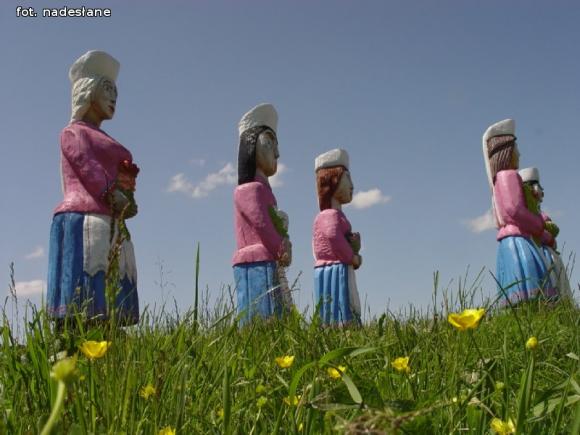 Kutnowska rzeźba w skansenie w Kwiatówku