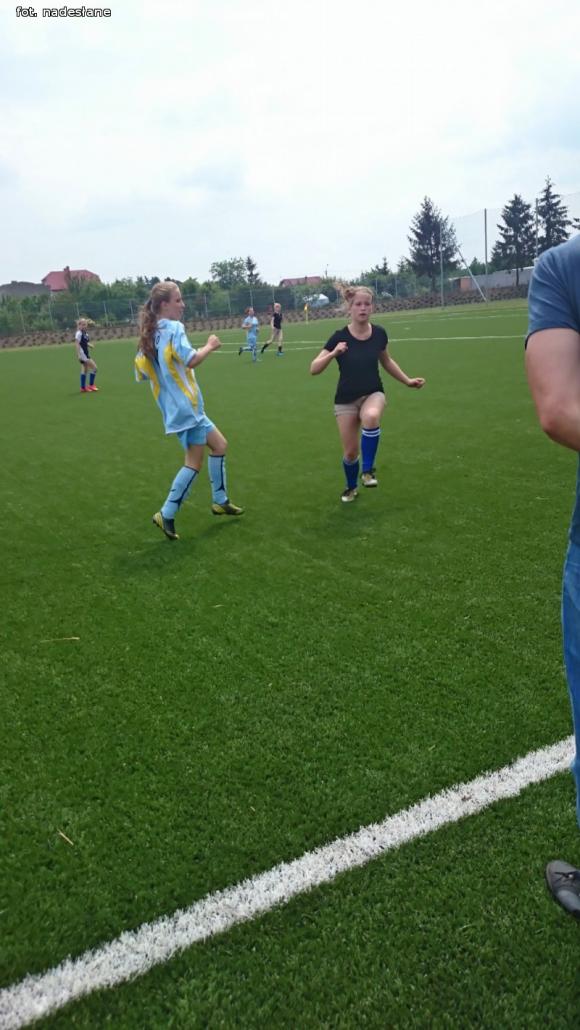 Zwycięstwo dziewczęcej Sekcji Piłkarskiej Róża Kutno