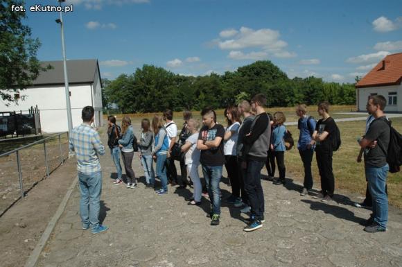Młodzi kutnianie w Muzeum Obozu Zagłady Kulmhof w Chełmnie nad Nerem