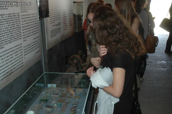 Młodzi kutnianie w Muzeum Obozu Zagłady Kulmhof w Chełmnie nad Nerem
