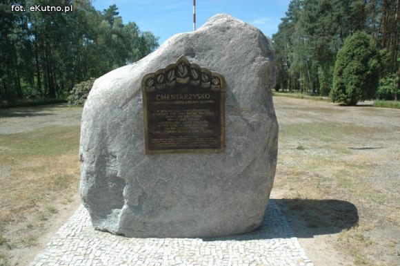 Młodzi kutnianie w Muzeum Obozu Zagłady Kulmhof w Chełmnie nad Nerem