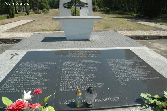 Młodzi kutnianie w Muzeum Obozu Zagłady Kulmhof w Chełmnie nad Nerem