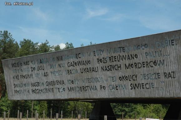 Młodzi kutnianie w Muzeum Obozu Zagłady Kulmhof w Chełmnie nad Nerem