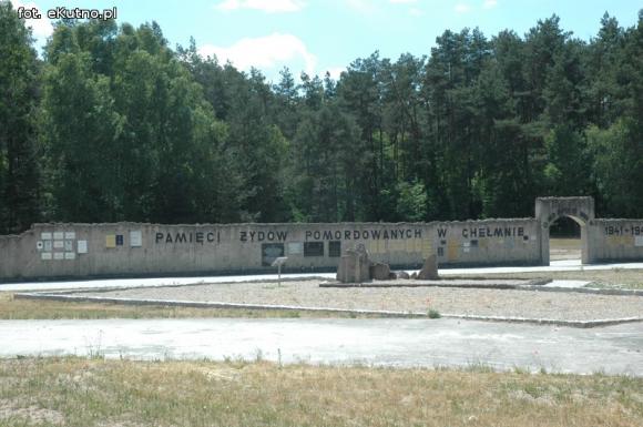 Młodzi kutnianie w Muzeum Obozu Zagłady Kulmhof w Chełmnie nad Nerem