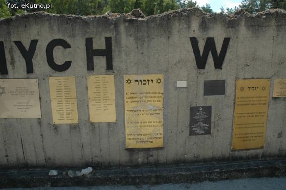 Młodzi kutnianie w Muzeum Obozu Zagłady Kulmhof w Chełmnie nad Nerem