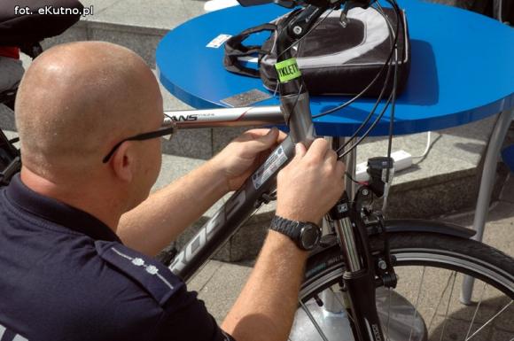 Książki przewietrzone. Trwa rajd Odjazdowy Bibliotekarz