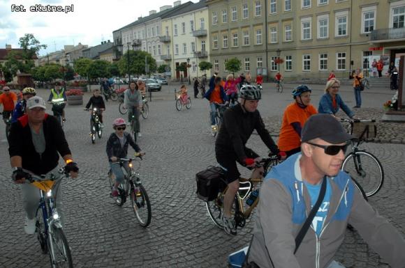 Książki przewietrzone. Trwa rajd Odjazdowy Bibliotekarz