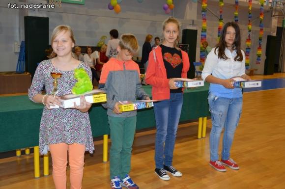 Przez trudy do gwiazd