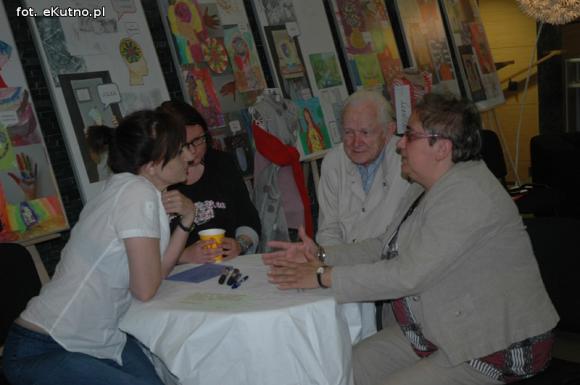 Konsultacje prawie bez mieszkańców. W wakacje zgłoś projekt do budżetu obywatelskiego 2016