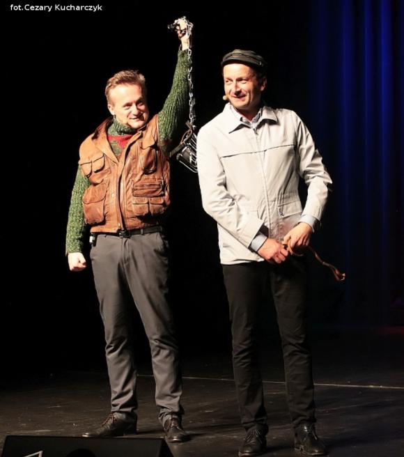 Wspólnota śmiechu na kabarecie