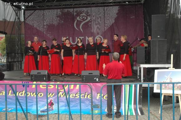 Gdzie takie cudne stroje i śpiewanki i dziewoje? Zapraszamy na Festyn na Ludowo