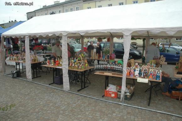 Gdzie takie cudne stroje i śpiewanki i dziewoje? Zapraszamy na Festyn na Ludowo