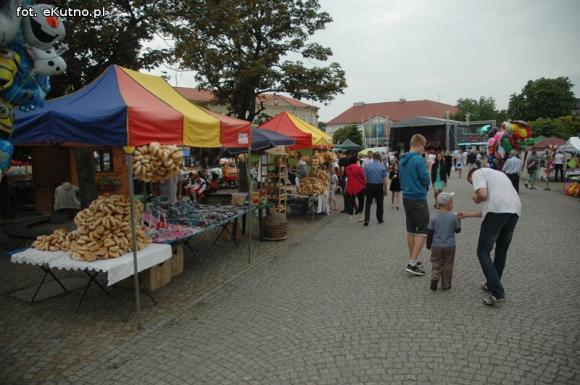 Gdzie takie cudne stroje i śpiewanki i dziewoje? Zapraszamy na Festyn na Ludowo
