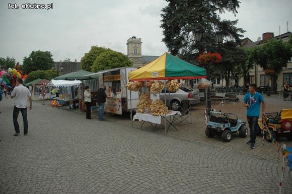 Gdzie takie cudne stroje i śpiewanki i dziewoje? Zapraszamy na Festyn na Ludowo