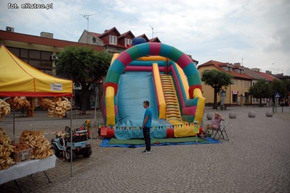 Gdzie takie cudne stroje i śpiewanki i dziewoje? Zapraszamy na Festyn na Ludowo
